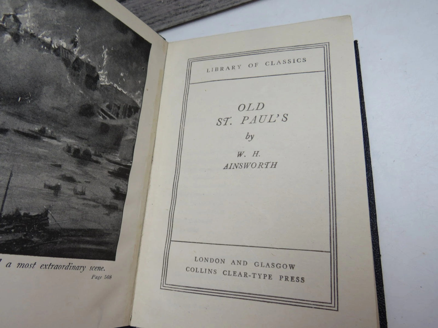 Old St. Paul's By W. H. Ainsworth - Library of Classics, Book Image 4