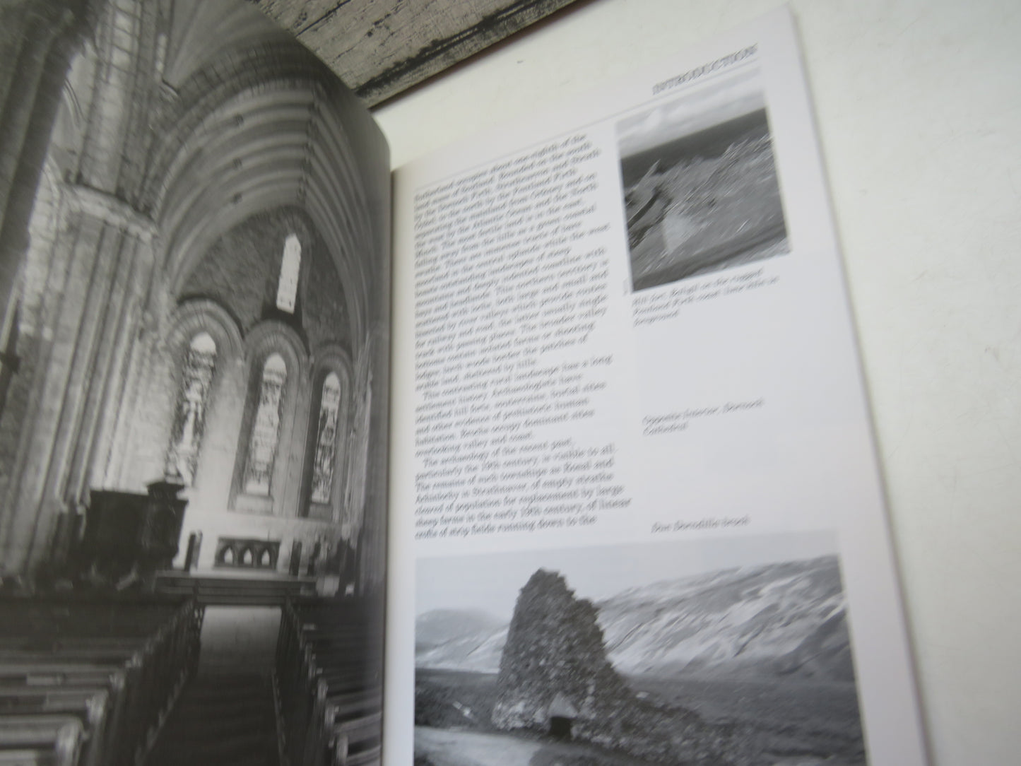 Sutherland An Illustrated Architectural Guide 1995