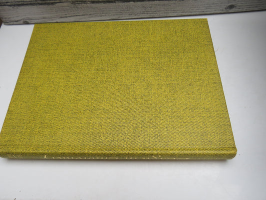 Design in Embroidery by Kathleen Whyte (Art & Craft Book, 1974)