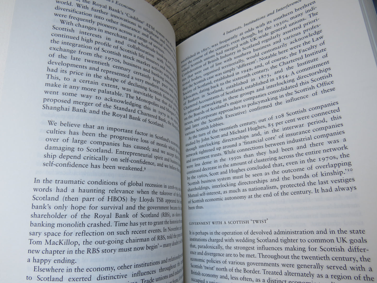 Whaur Extremes Meet Scotland's Twentieth Century By Catriona M.M. MacDonald 2009