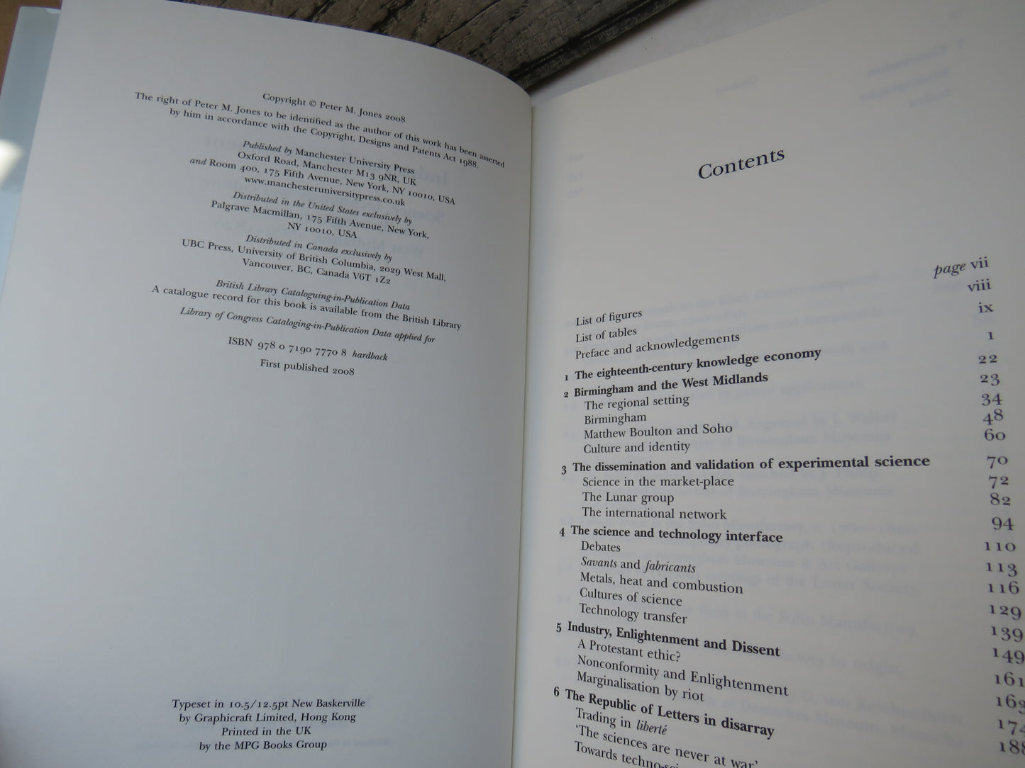 Industrial Enlightenment Science, Technology and Culture In Birmingham and The West Midlands 1760-1820 By Peter M. Jones 2008