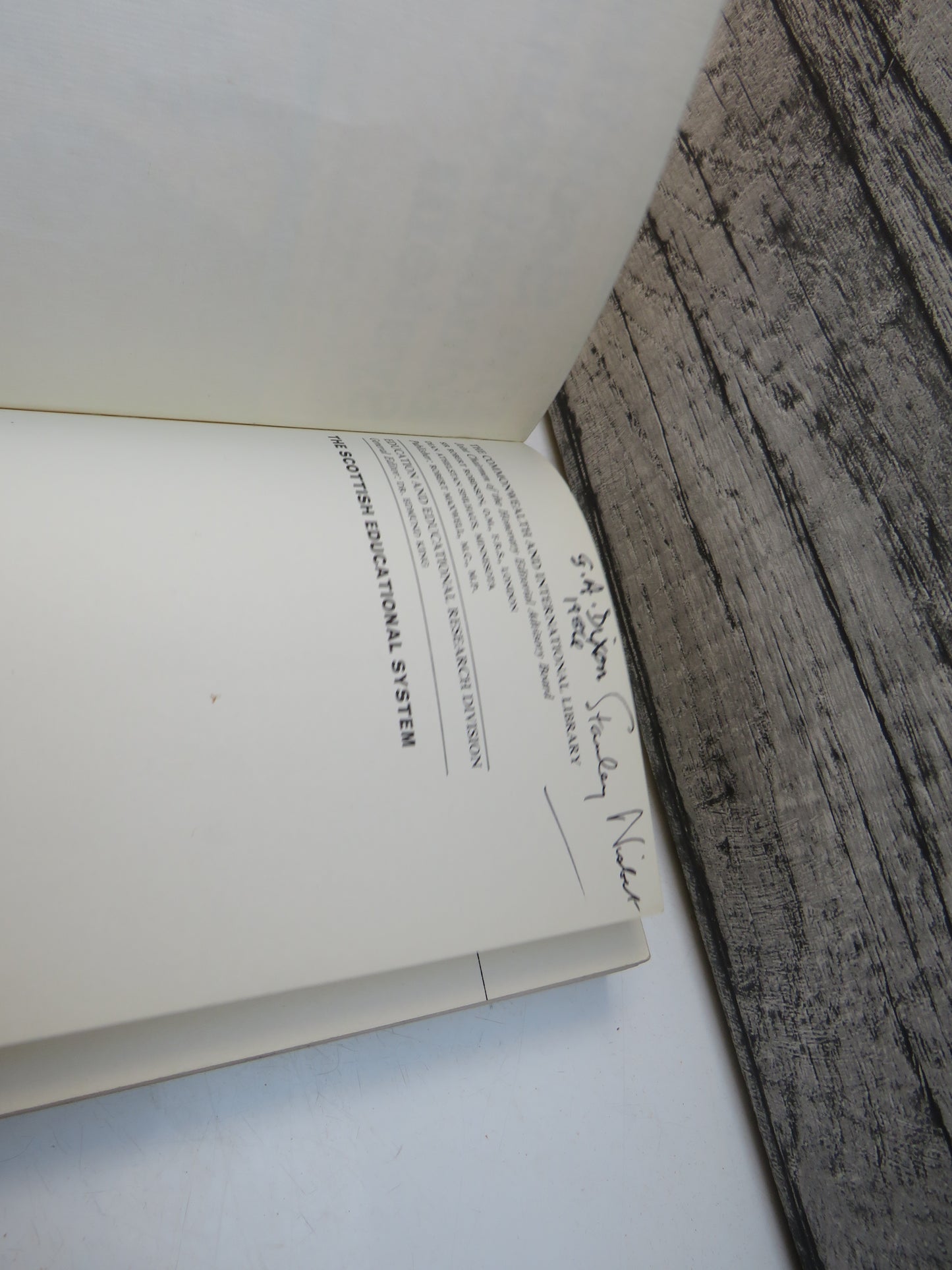 The Scottish Educational System By S. Leslie Hunter 1968