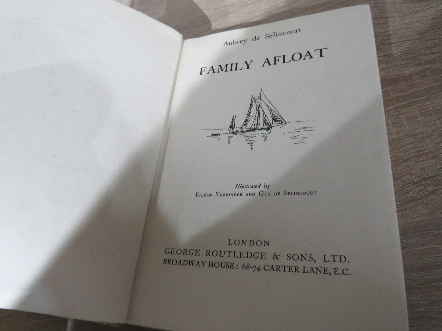Family Afloat By Aubrey De Selincourt 1940 1st Edition