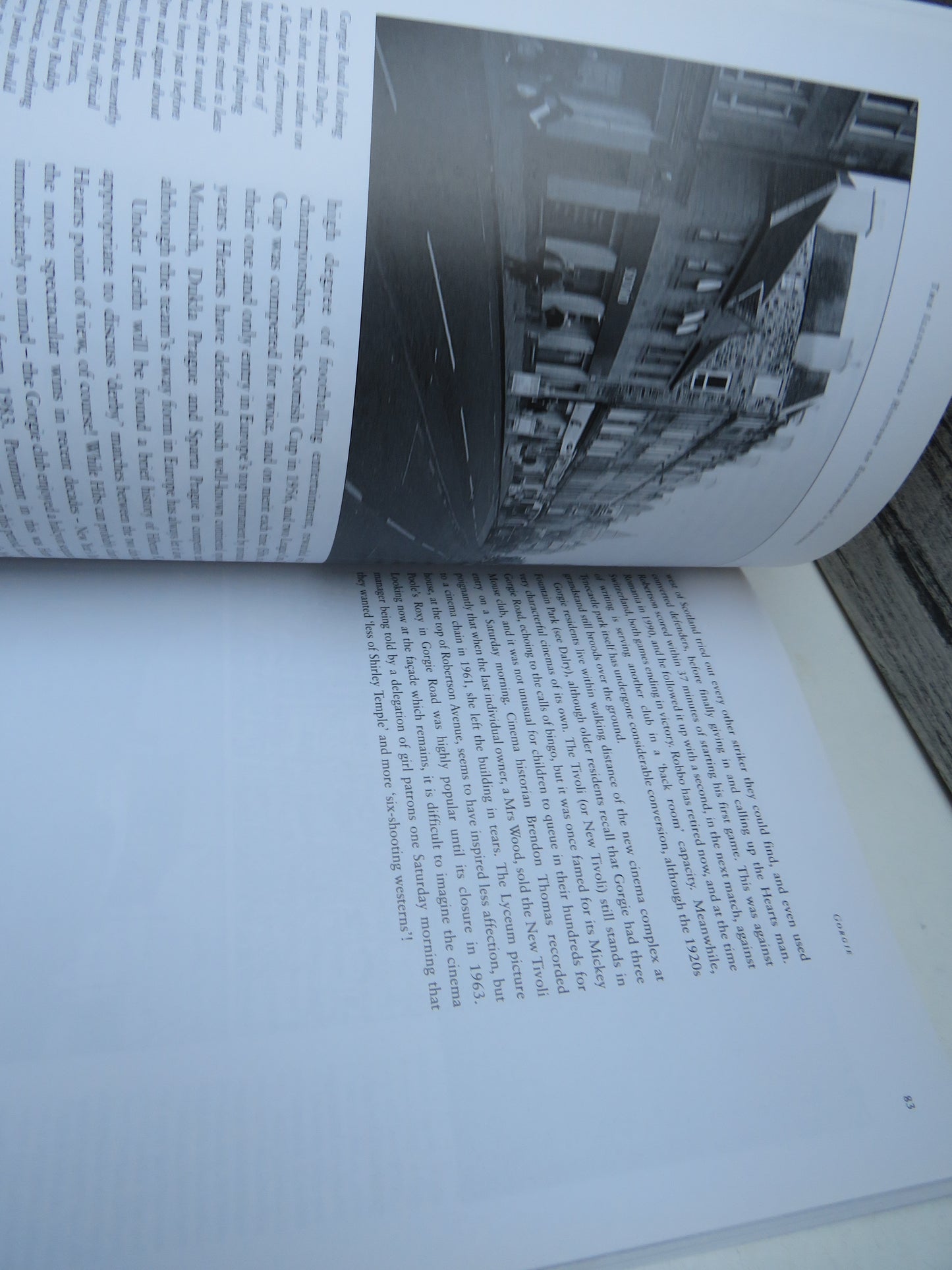 The Illustrated History of Edinburgh's Suburbs by Sandy Mullay (Scottish History Book, 2002)