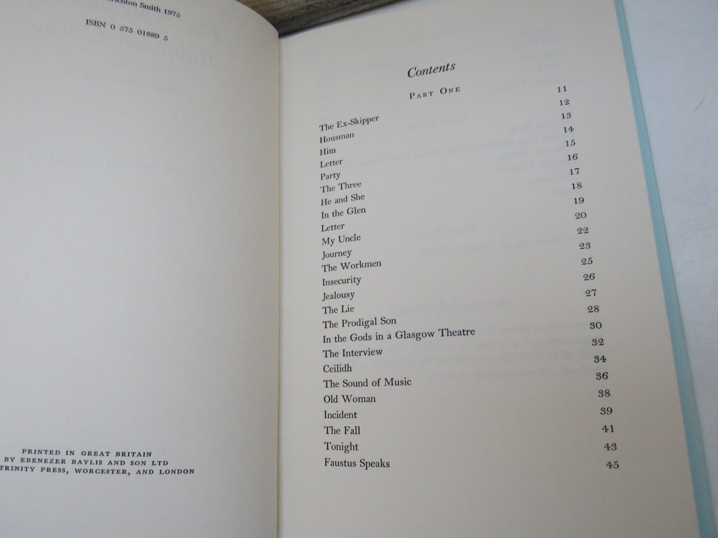 The Notebooks of Robinson Crusoe and Other Poems by Iain Crichton Smith, 1975