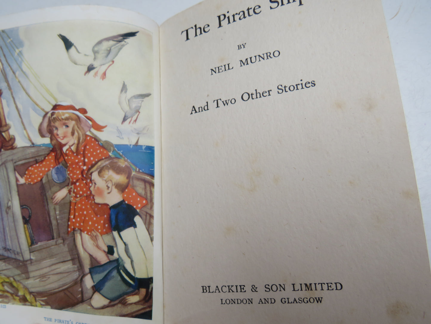 The Pirate Ship by Neil Munro and Two Other Stories (Children's Stories Book)