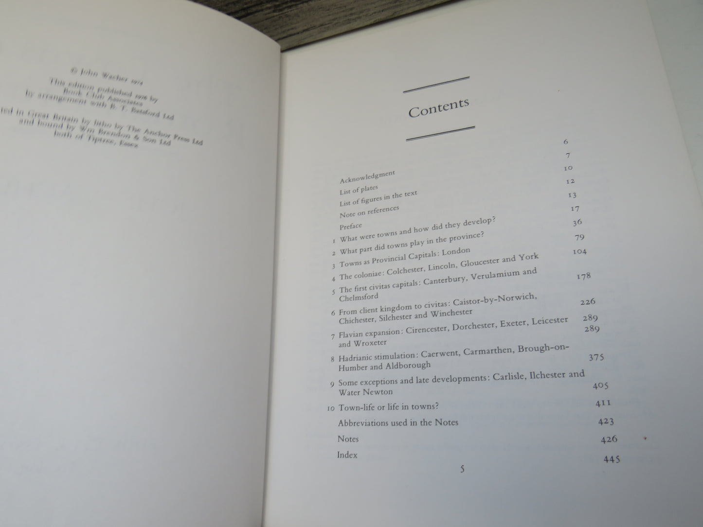 The Towns of Roman Britain by John Wacher (British History Book, 1974)