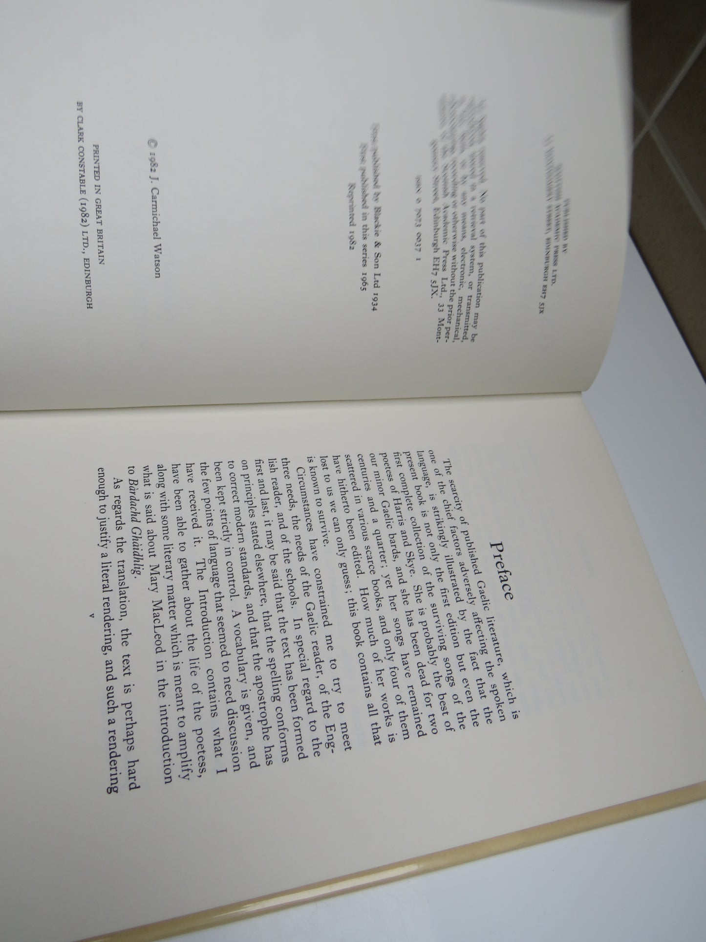 Gaelic Songs Of Mary Macleod Edited By J. Carmichael Watson 1982