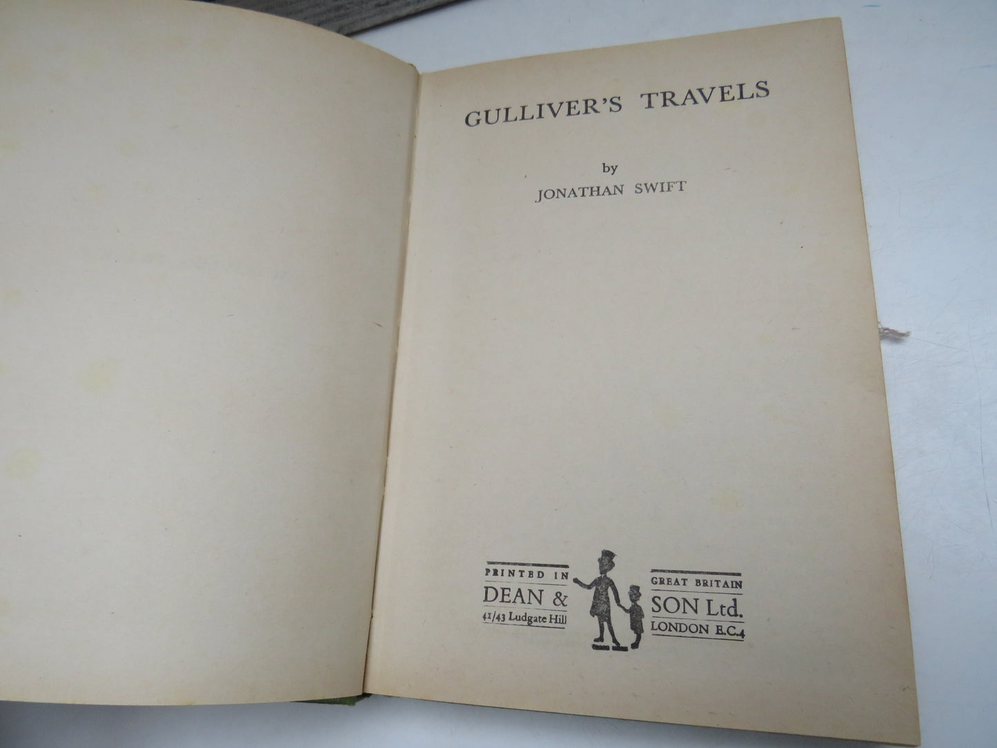 Gulliver's Travels by Jonathan Swift