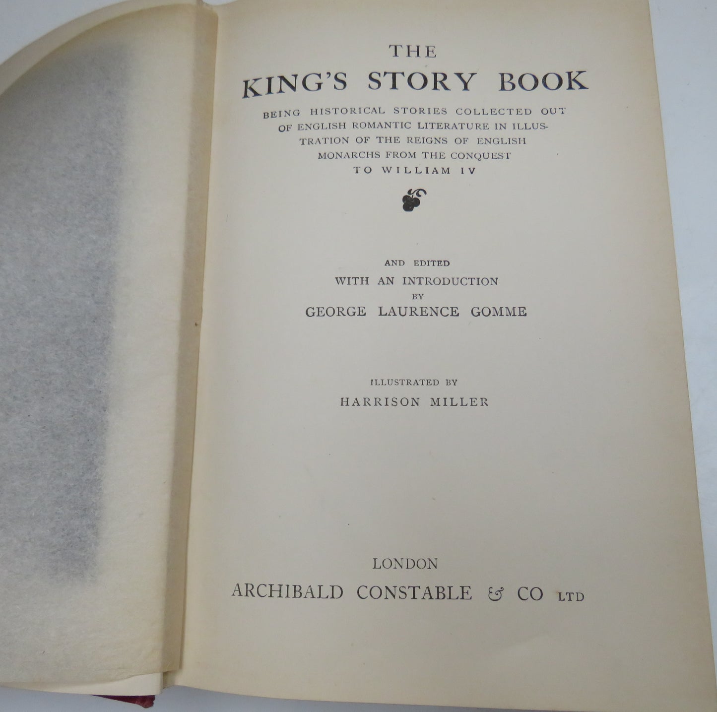 The King's Story Book Being Historical Stories Collected Out of English Romance Literature