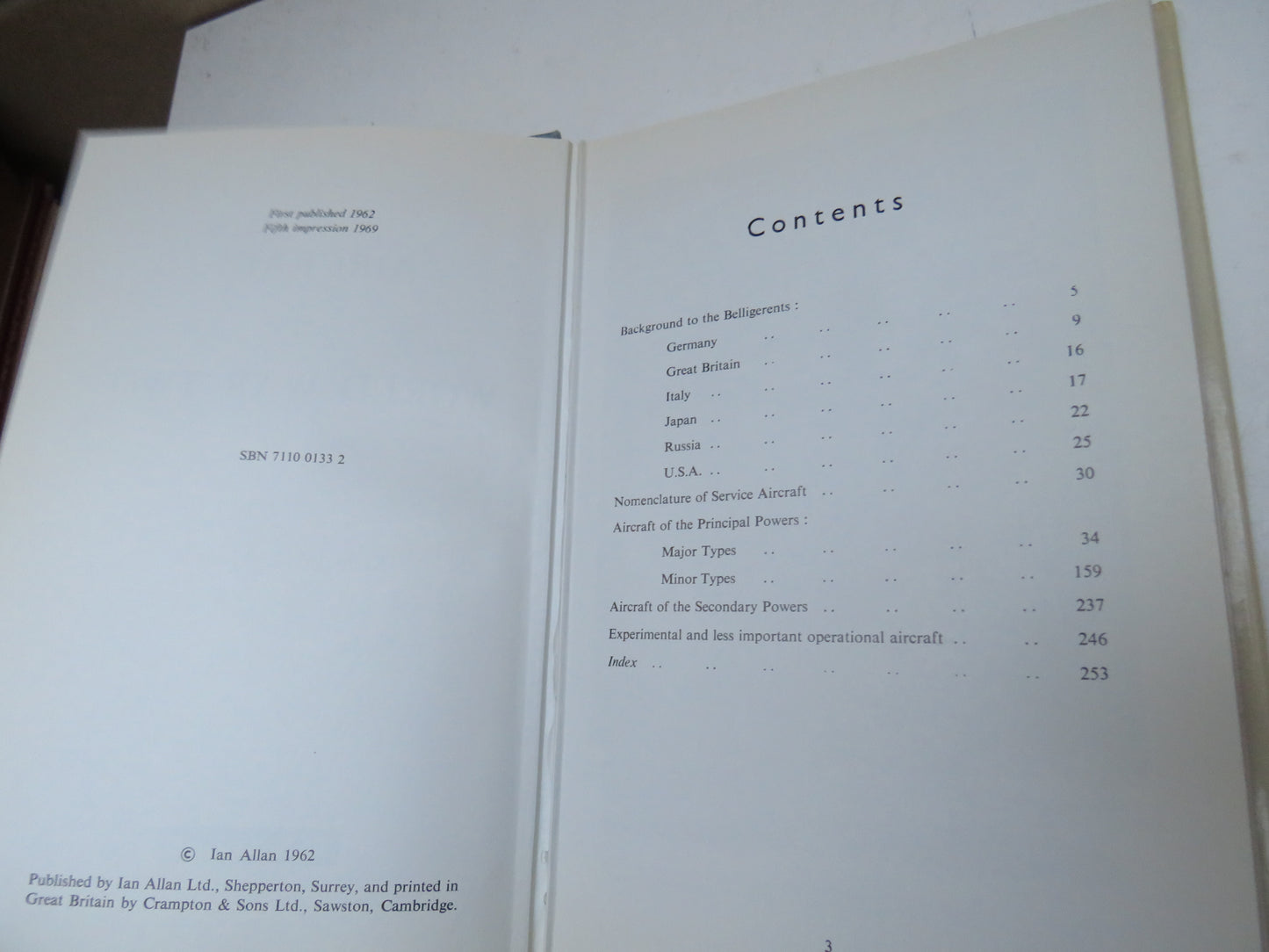 Aircraft of World War Two By Kenneth G. Munson 1969