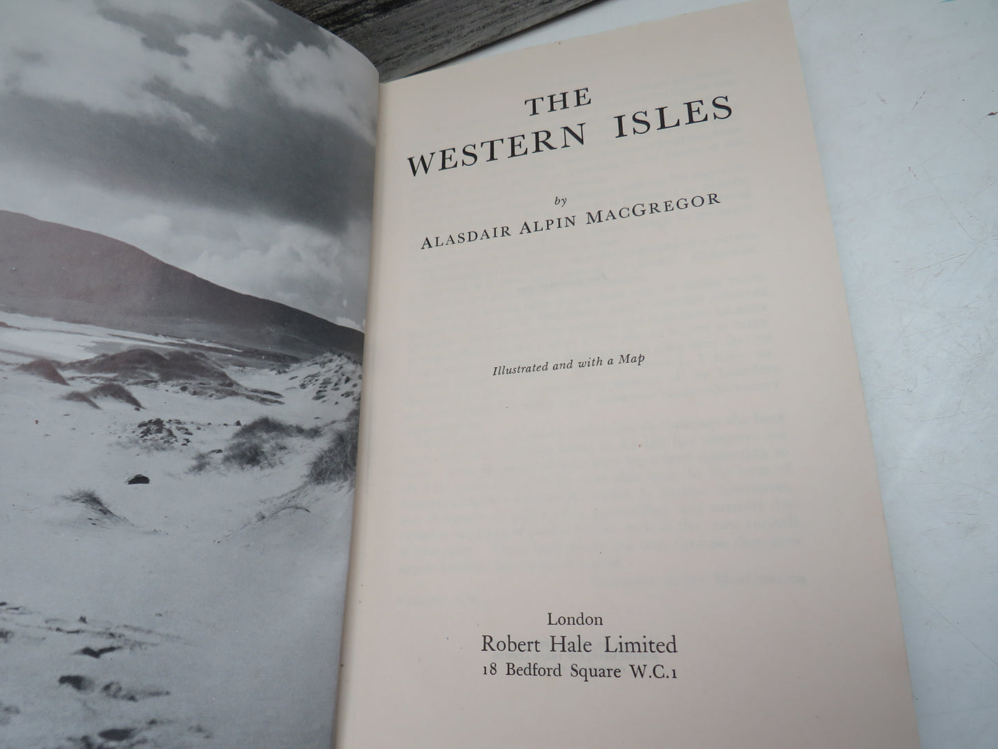 The Western Isles by Alasdair Alpin Macgregor 1949