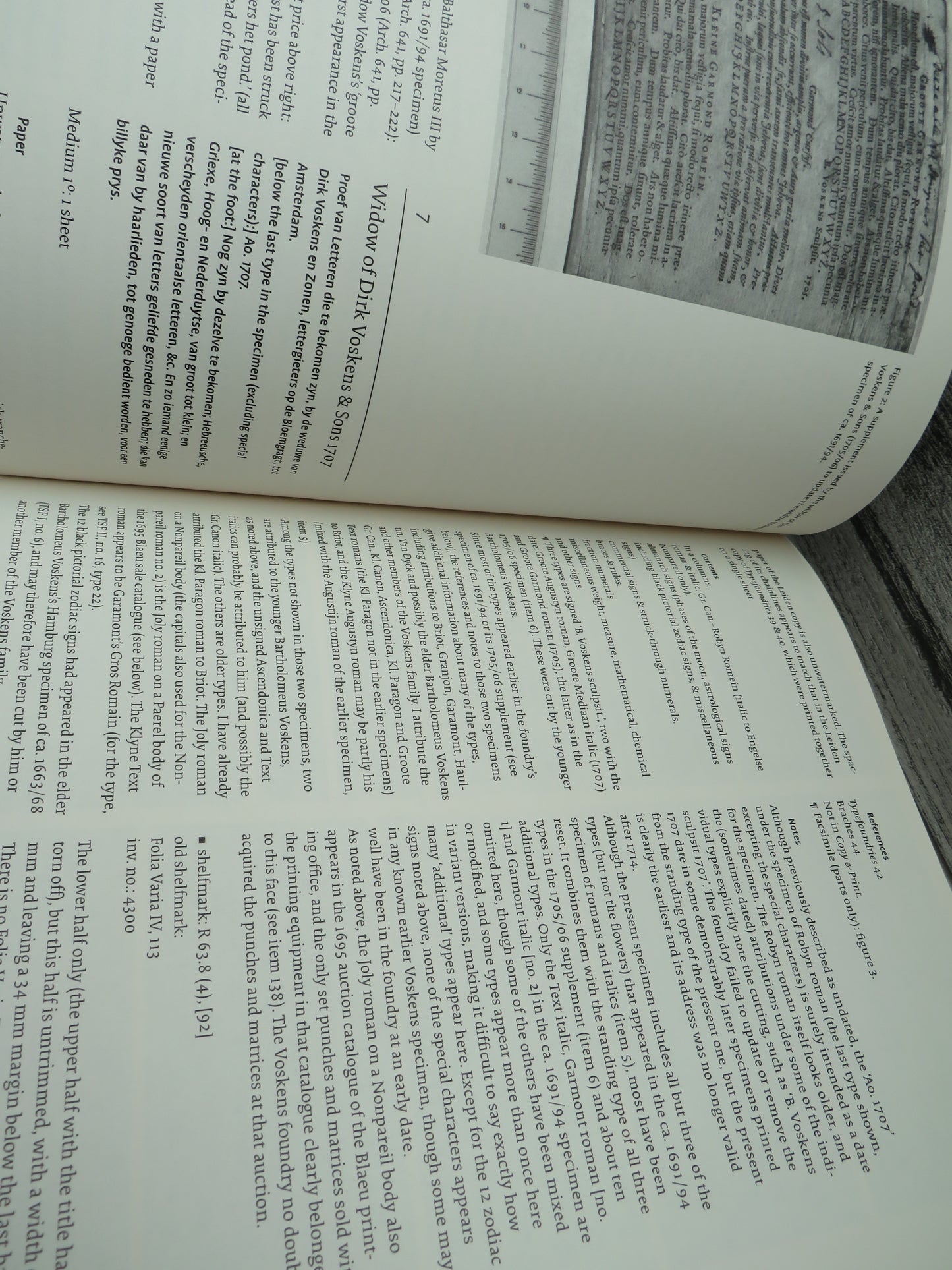 Early Type Specimens In The Plantin-Moretus Museum Annotated Descriptions of the Specimens To CA. 1850 (Mostly From The Low Countries and France) With Preliminary Notes On The Typefoundries and Printing Offices By John A. Lane 2004