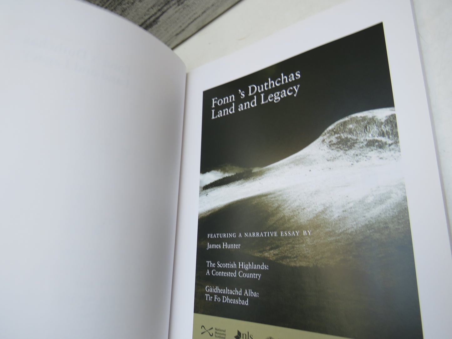 Fonn's Duthchas Land and Legacy Featuring A Narrative Essay By James Hunter 2006