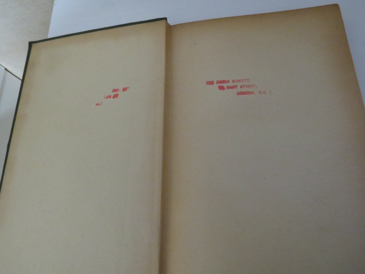 Francis Bacon Wrote Shakespeare, The Arguments Pro and Con Frankly Dealt With by H. Crouch Batchelor, 1912