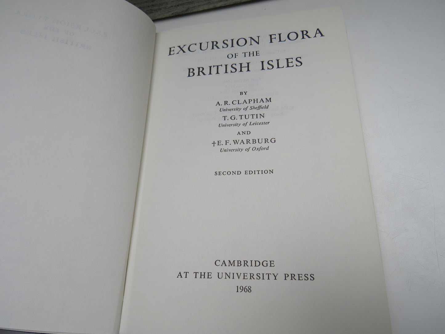 Excursion Flora of the British Isles by Clapham, Tutin & Warburg, 1968