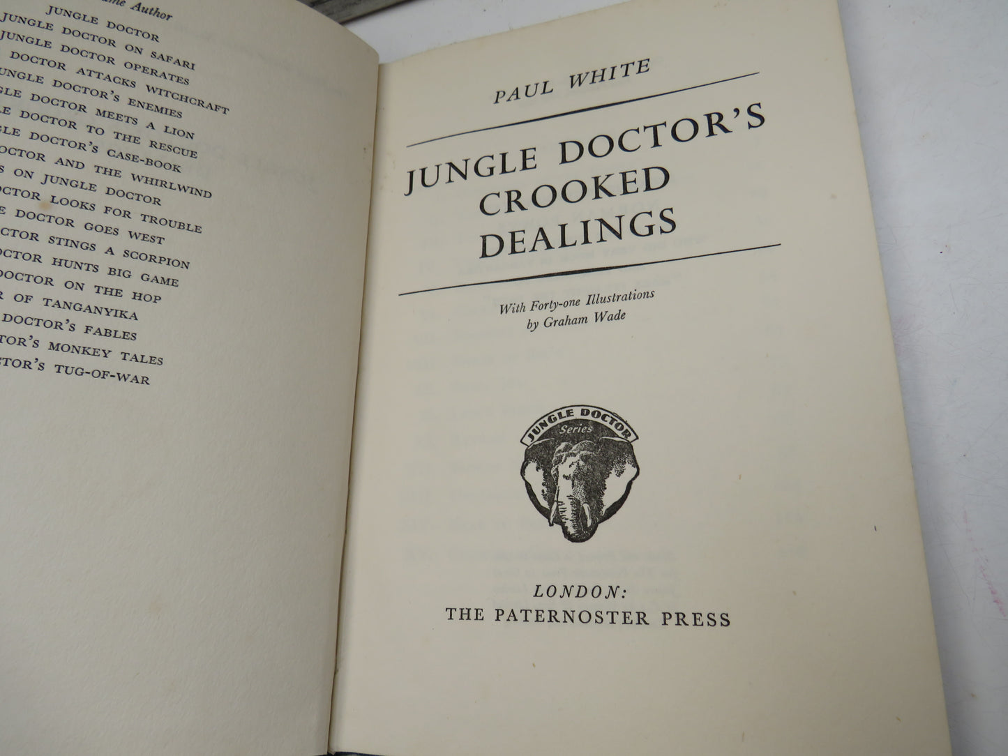 Jungle Doctor's Crooked Dealings by Paul White 1959 (Vintage Adventure) book 4