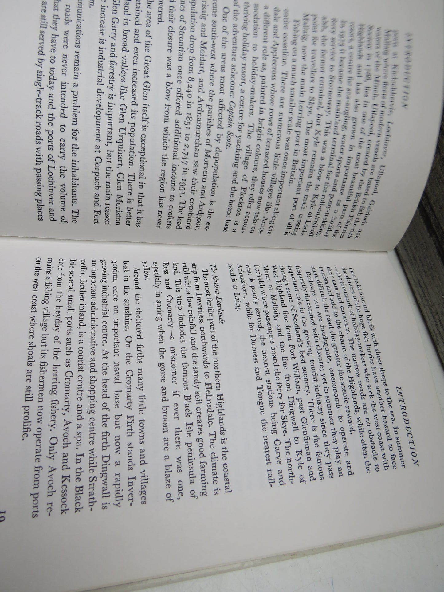Beyond The Great Glen by James R. Nicolson 1975
