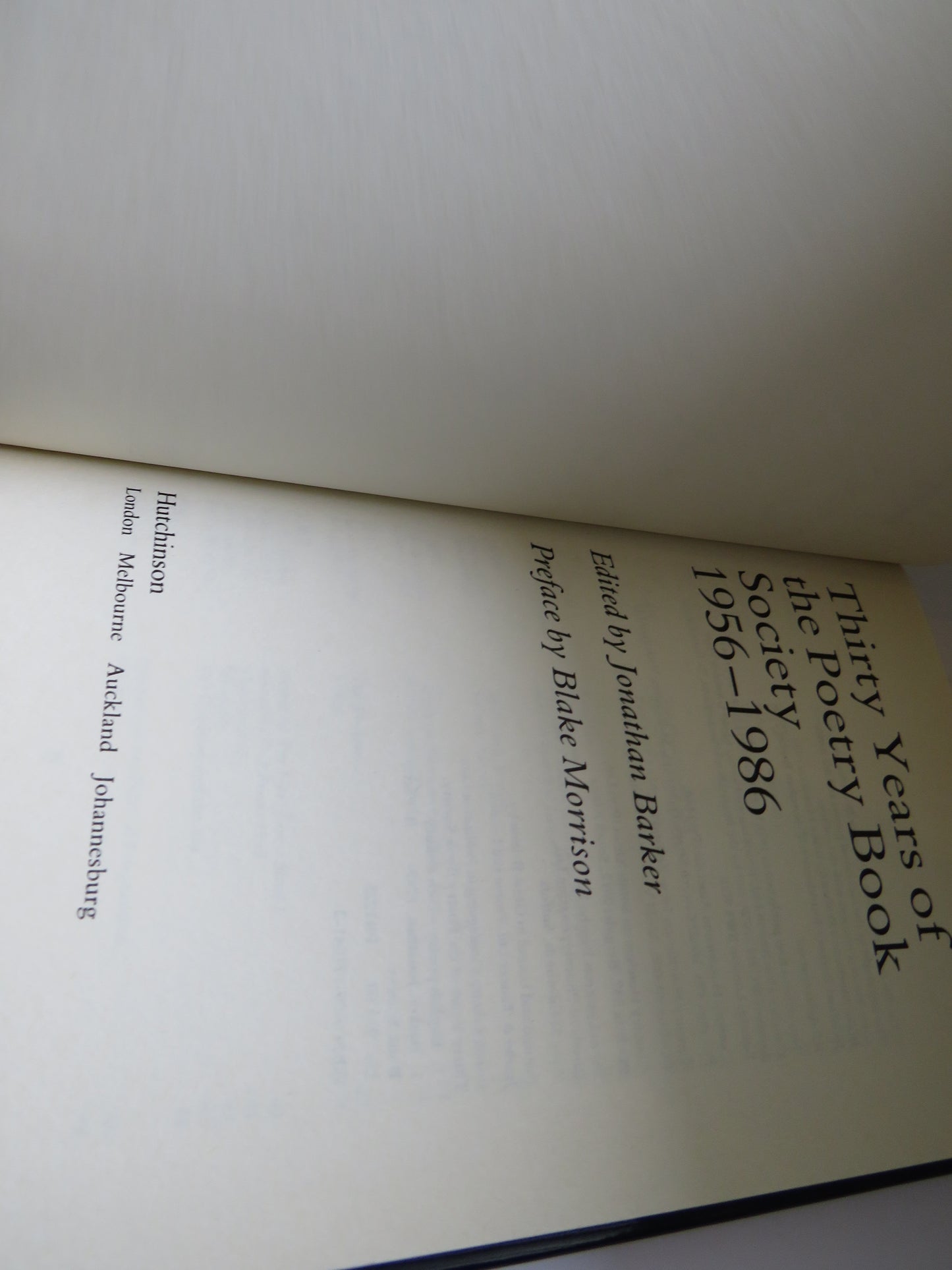 Thirty Years of the Poetry Book Society 1956-1986 Edited by Jonathan Barker 2012