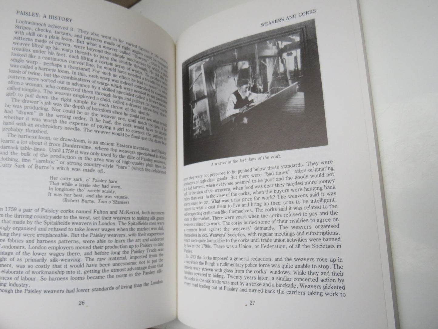 Paisley A History By Sylvia Clark 1988