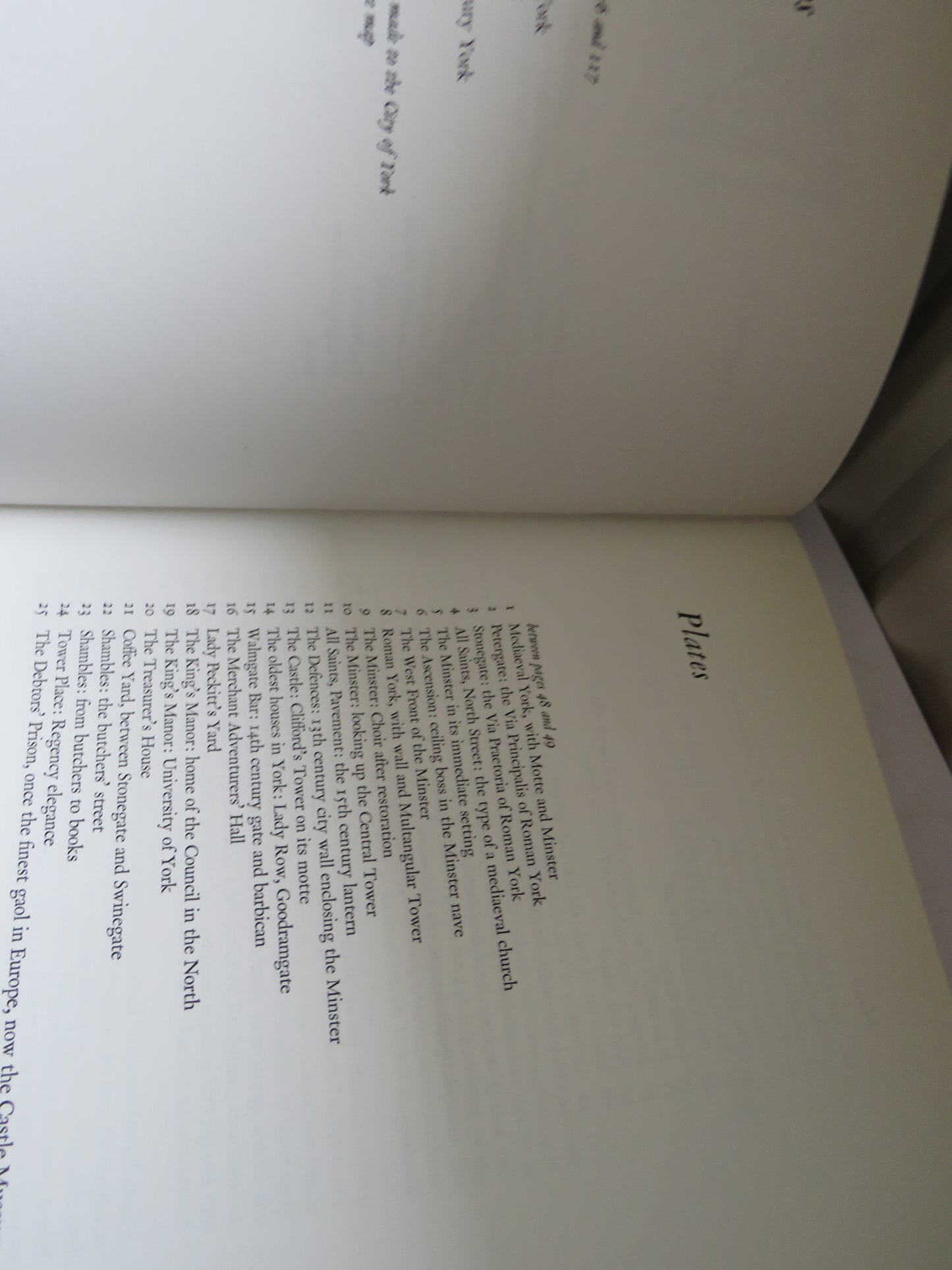 York The Continuing City By Patrick Nuttgens 1976