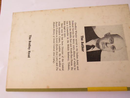 The Peoples of Soviet Central Asia A Background Book By Geoffrey Wheeler 1966