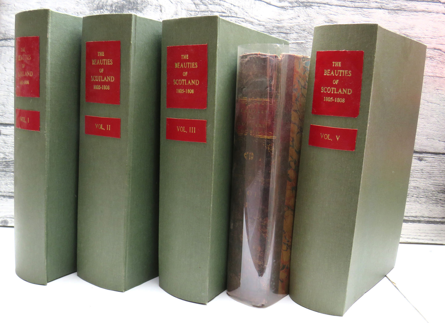 The Beauties of Scotland: Containing A Clear and Full Account of the Agriculture, Commerce, Mines and Manufactures; Population, Cities, Towns, Villages & of Each County Vol 1 - 5 1805- 1808