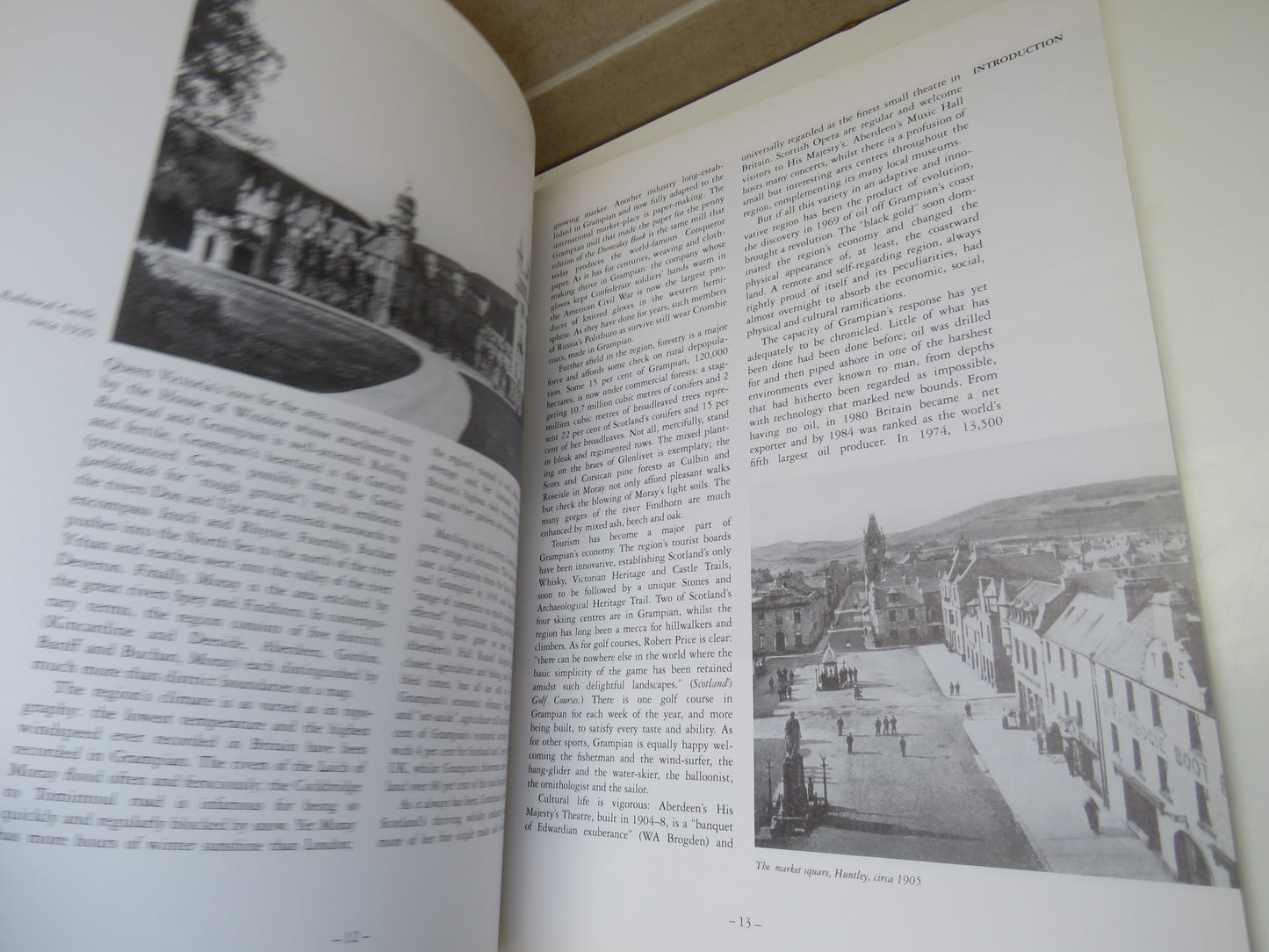 Grampian A Country in Miniature by Ross Leckie, 1991