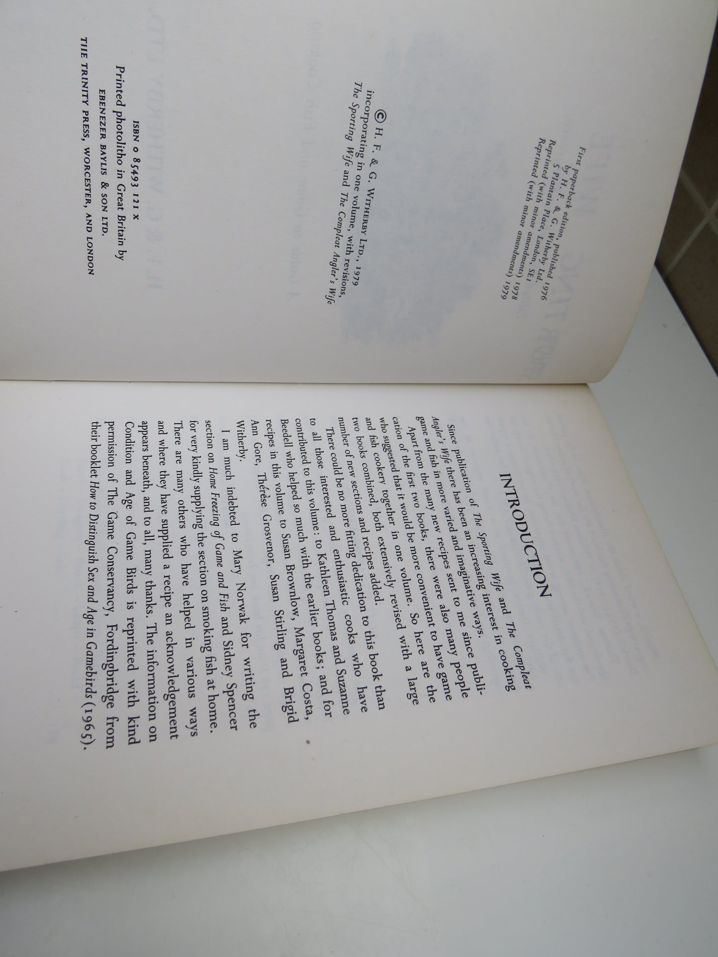 The Sporting Wife A Guide To Game and Fish Cooking Edited By Barbara Hargreaves 1979