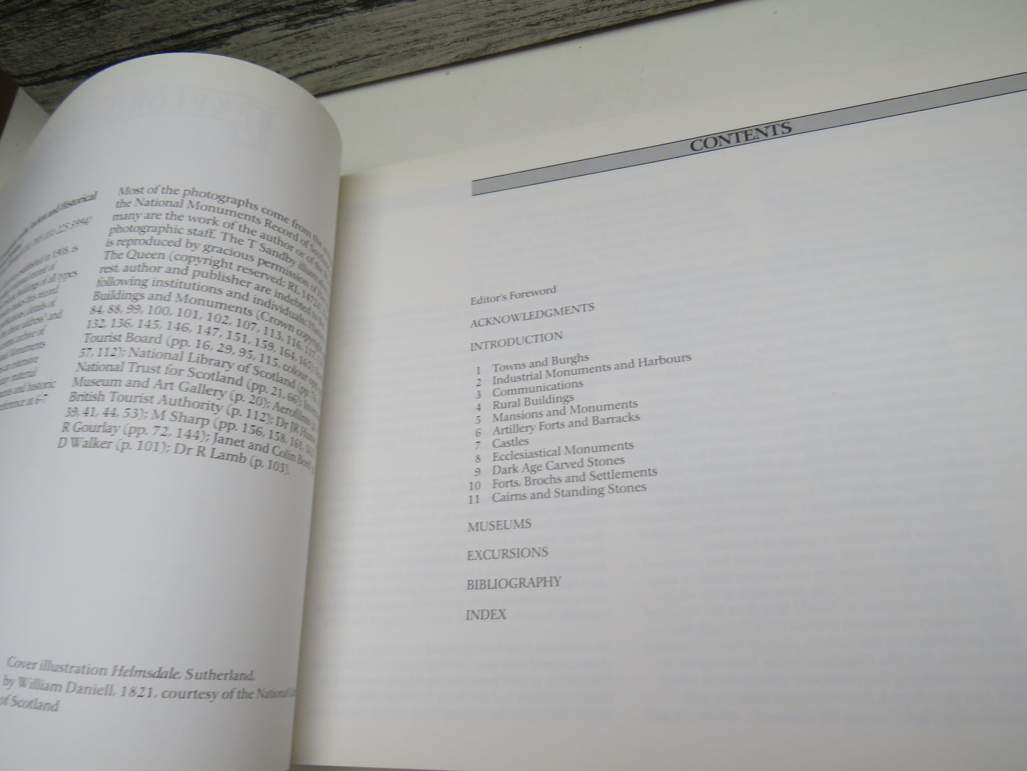 Exploring Scotland's Heritage, The Highlands by Joanna Close-Brooks, 1986