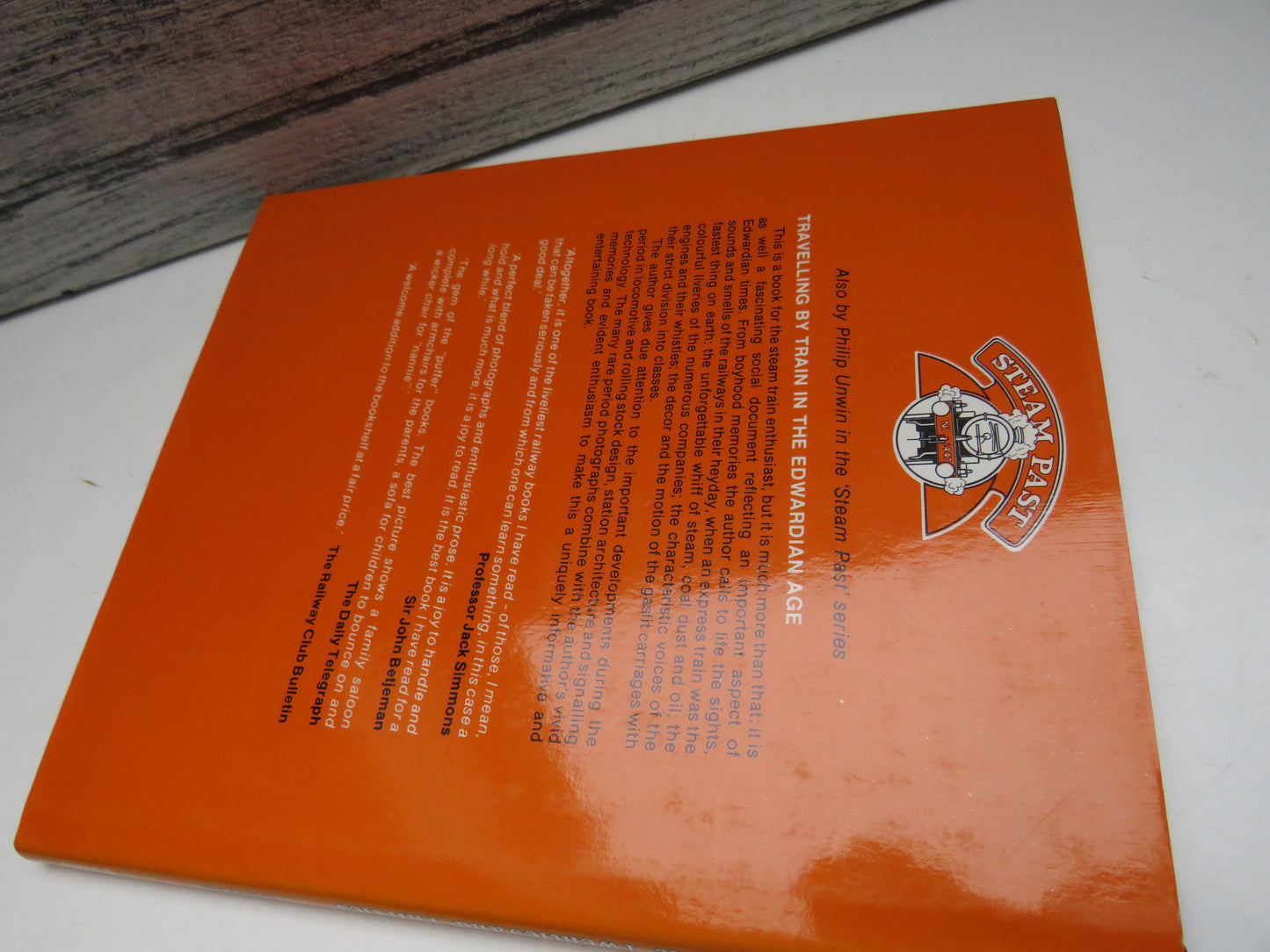 Travelling By Train In The Twenties and Thirties By Philip Unwin 1981