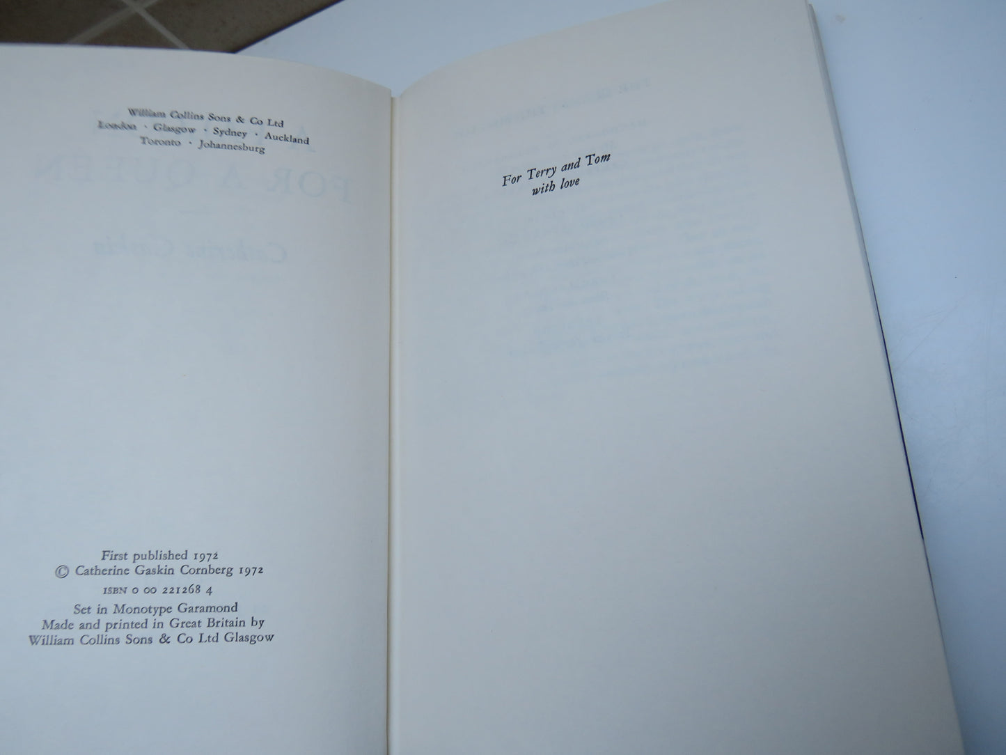 A Falcon For A Queen By Catherine Gaskin 1972