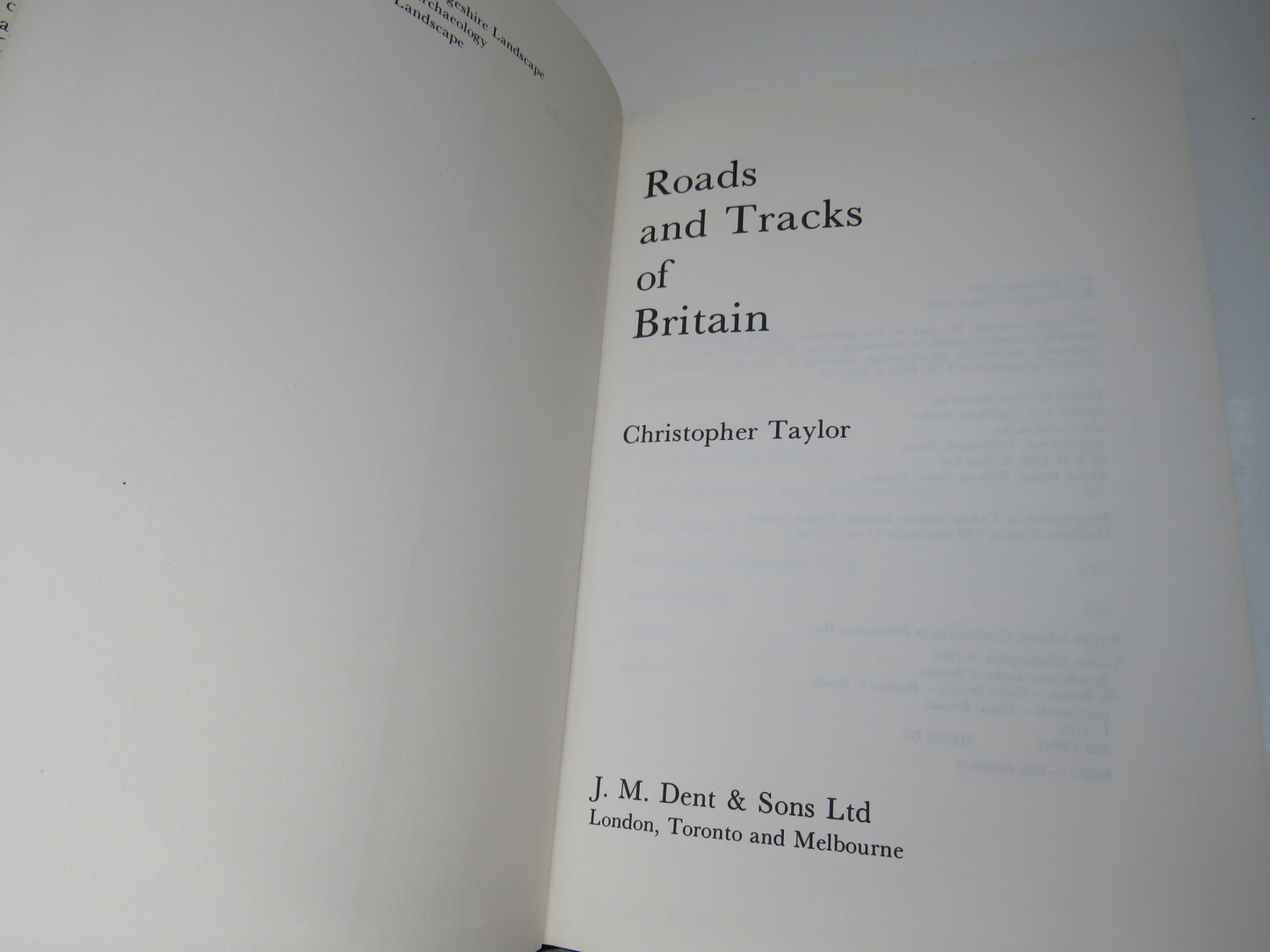 Roads and Tracks of Britain By Christopher Taylor 1979