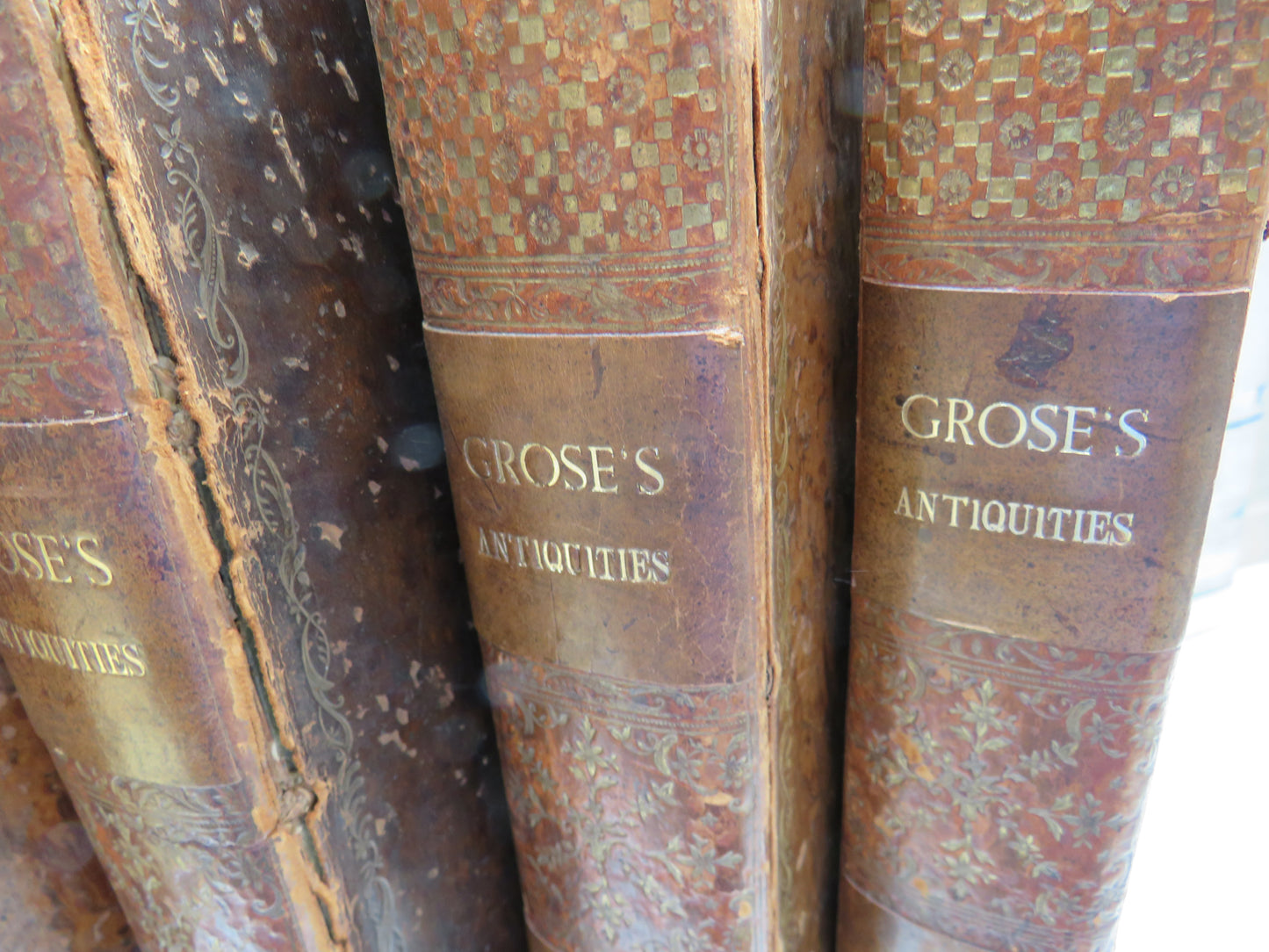 The Antiquities Of England and Wales By Francis Grose Esq 1773 - 1776