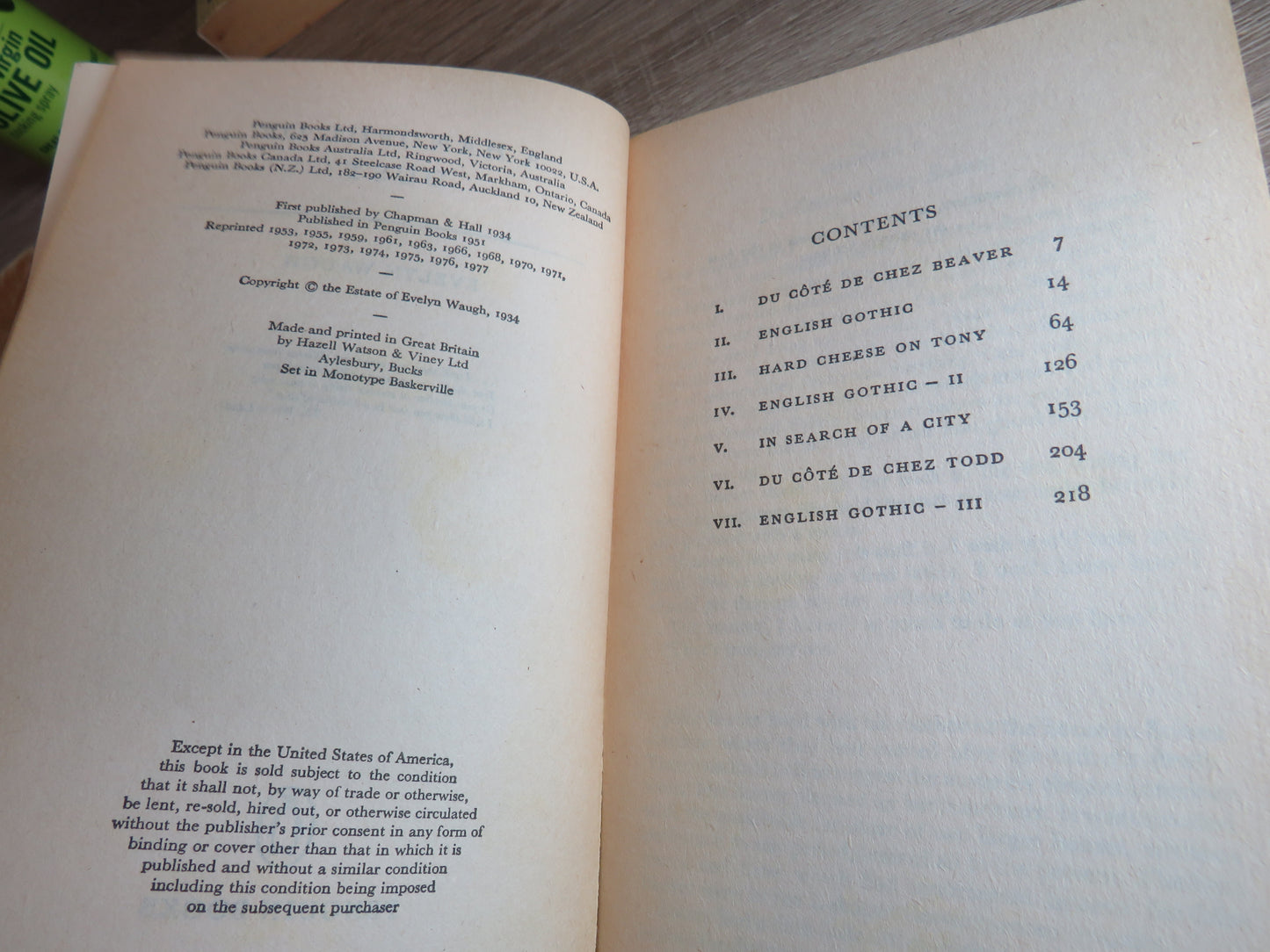 A Handful of Dust By Evelyn Waugh Penguin Books 1977