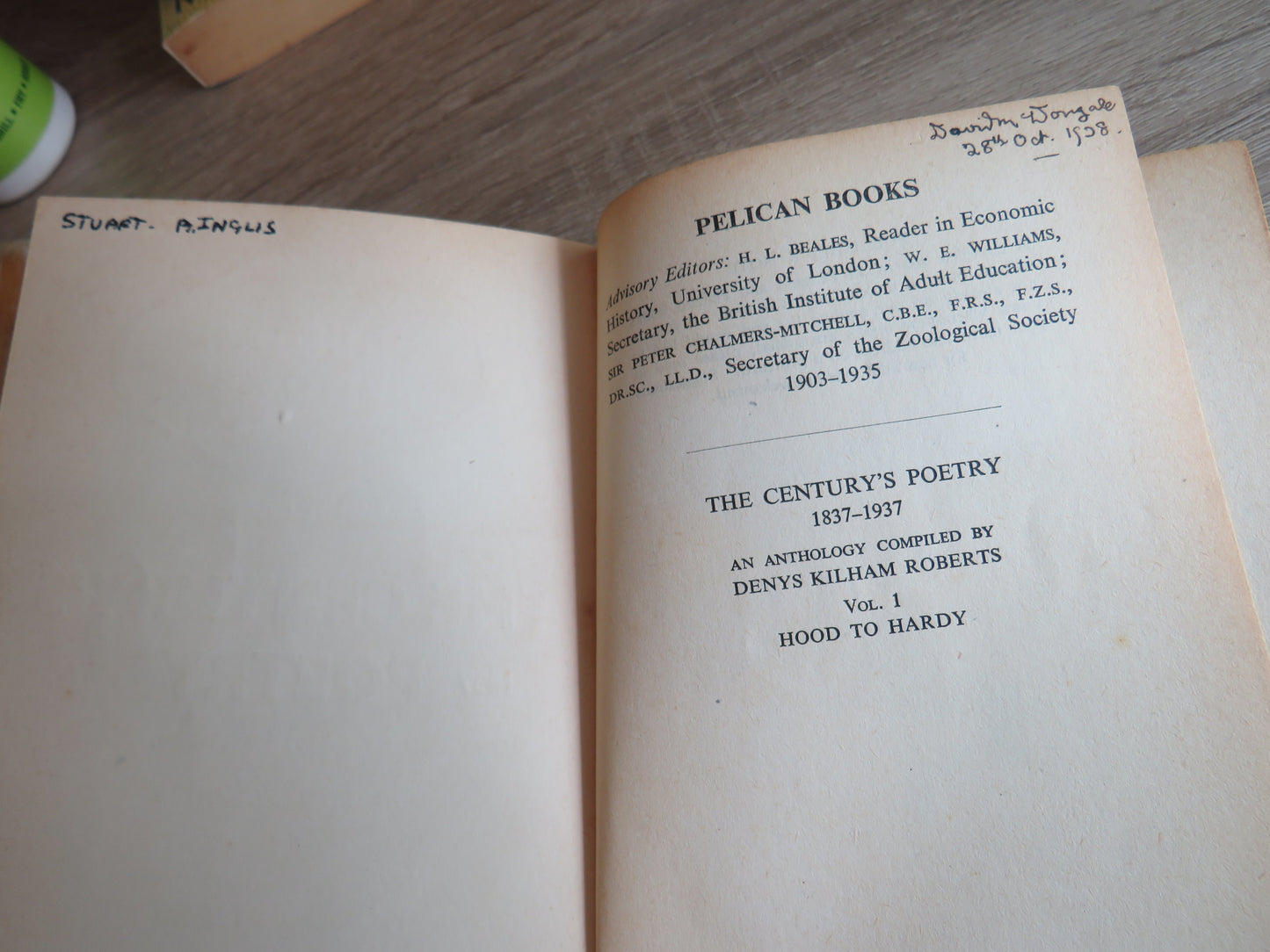 The Century's Poetry 1837-1937 An Anthology Compiled By Denys Kilham Roberts Vol. 1 Hood To Hardy Pelican Books