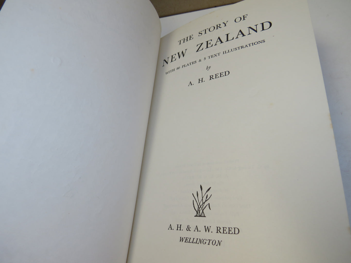 The Story of New Zealand by A. H. Reed, 1959