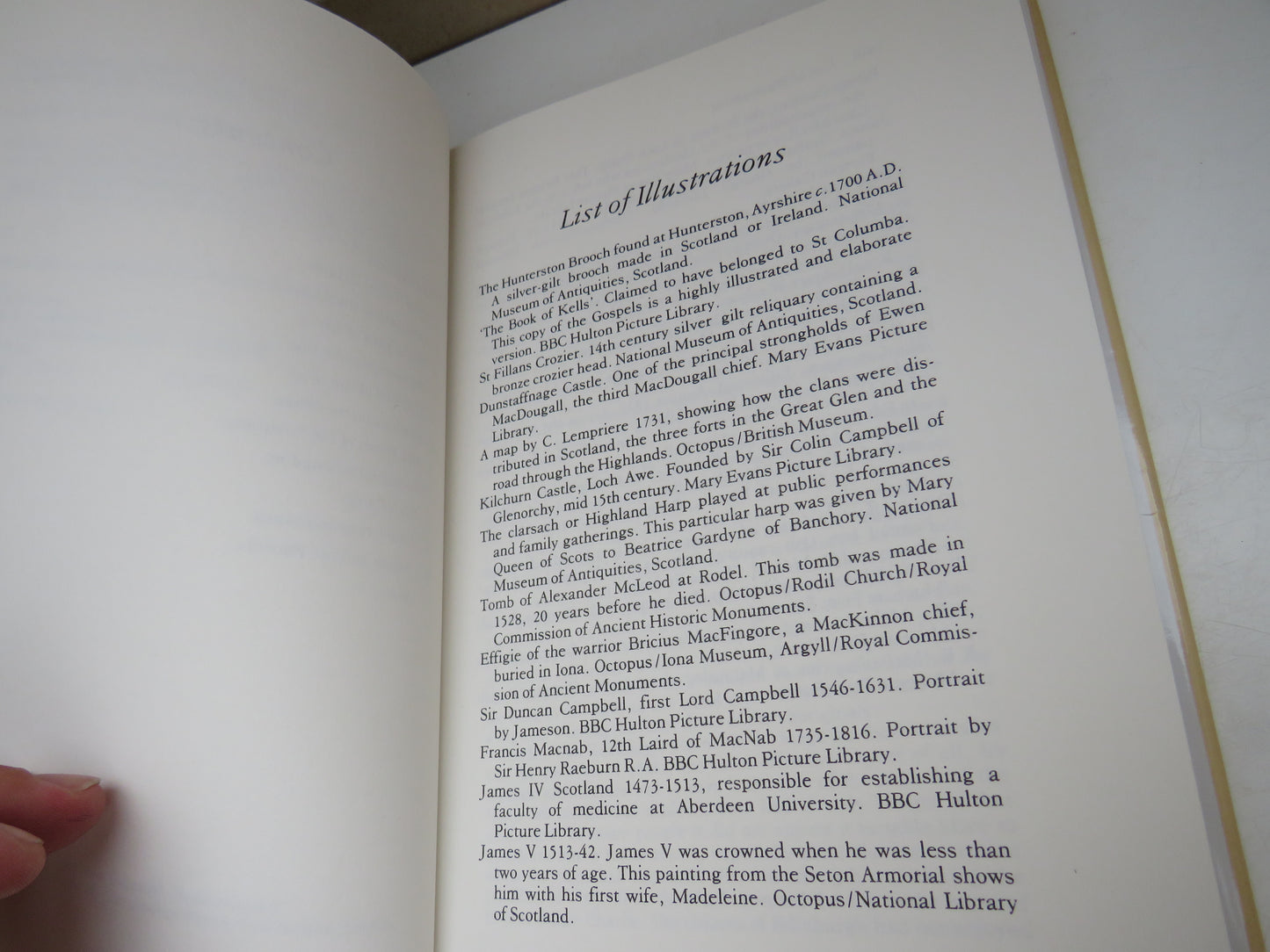 Clans and Chiefs By Ian Grimble 1980
