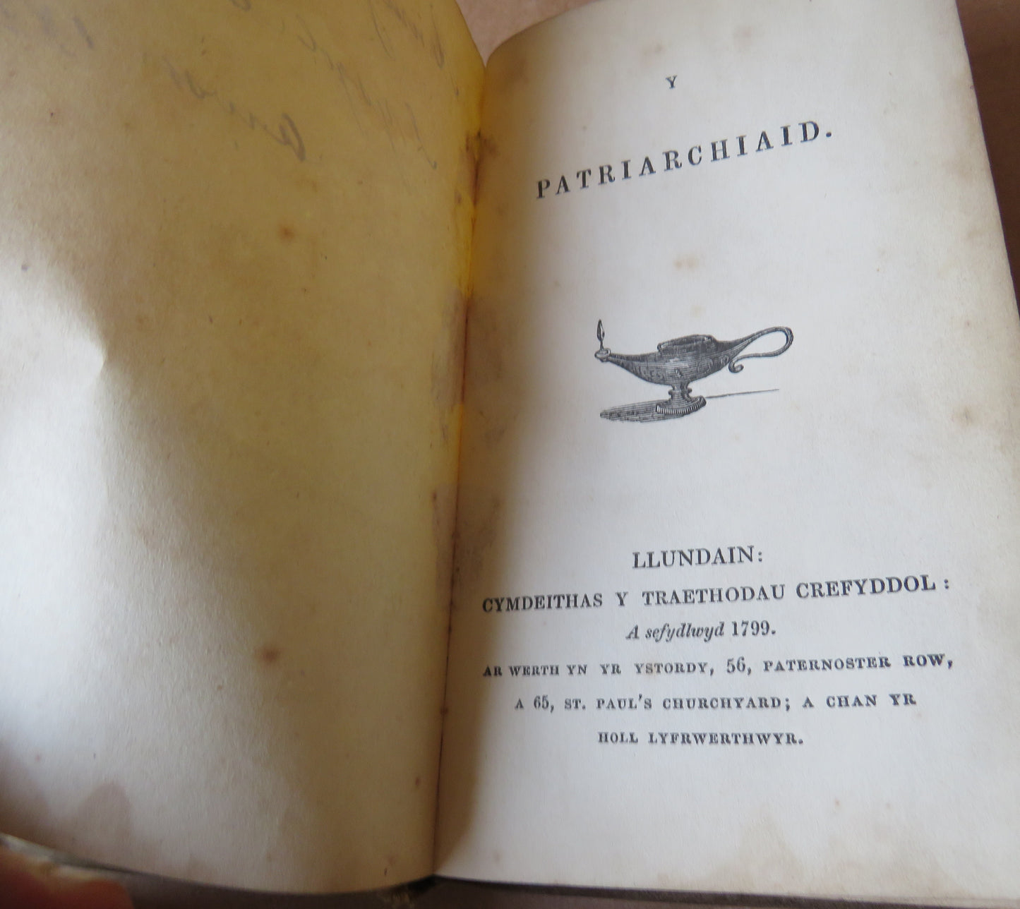 Y Patriarchiaid LLundain Cymdeithas Y Traethodau Crefyddol 1799 Antique Welsh Book