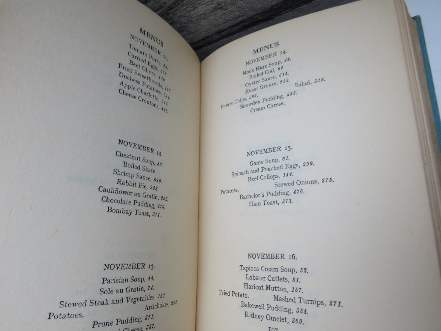 A Year's Dinners 365 Seasonable Dinners With Instructions For Cooking A Handy Guide-Book For Worried Housekeepers By May Little