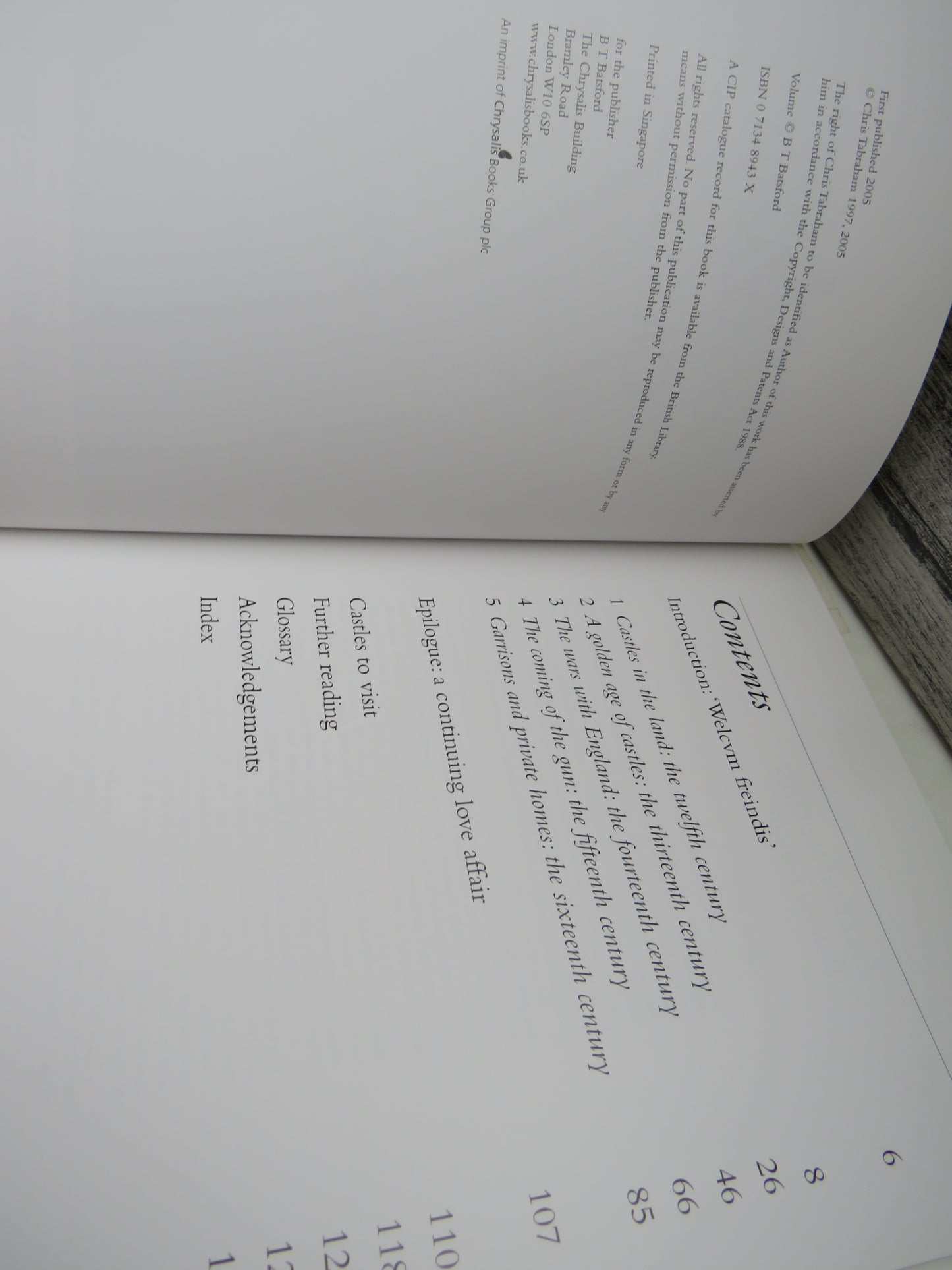 Scotland's Castles By Chris Tabraham 2005 Historic Scotland