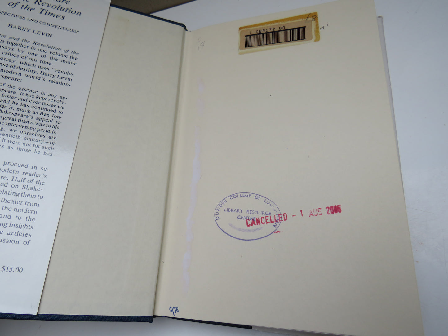Shakespeare and The Revolution of the Times Perspectives and Commentaries By Harry Levin 1976