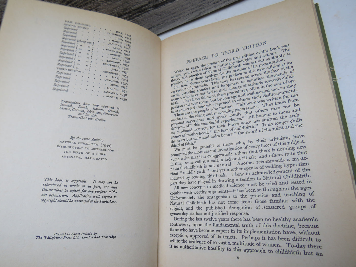 Childbirth Without Fear, The Principles and Practice of Natural Childbirth by Grantly Dick-Read, 1959, Vintage Medical Book