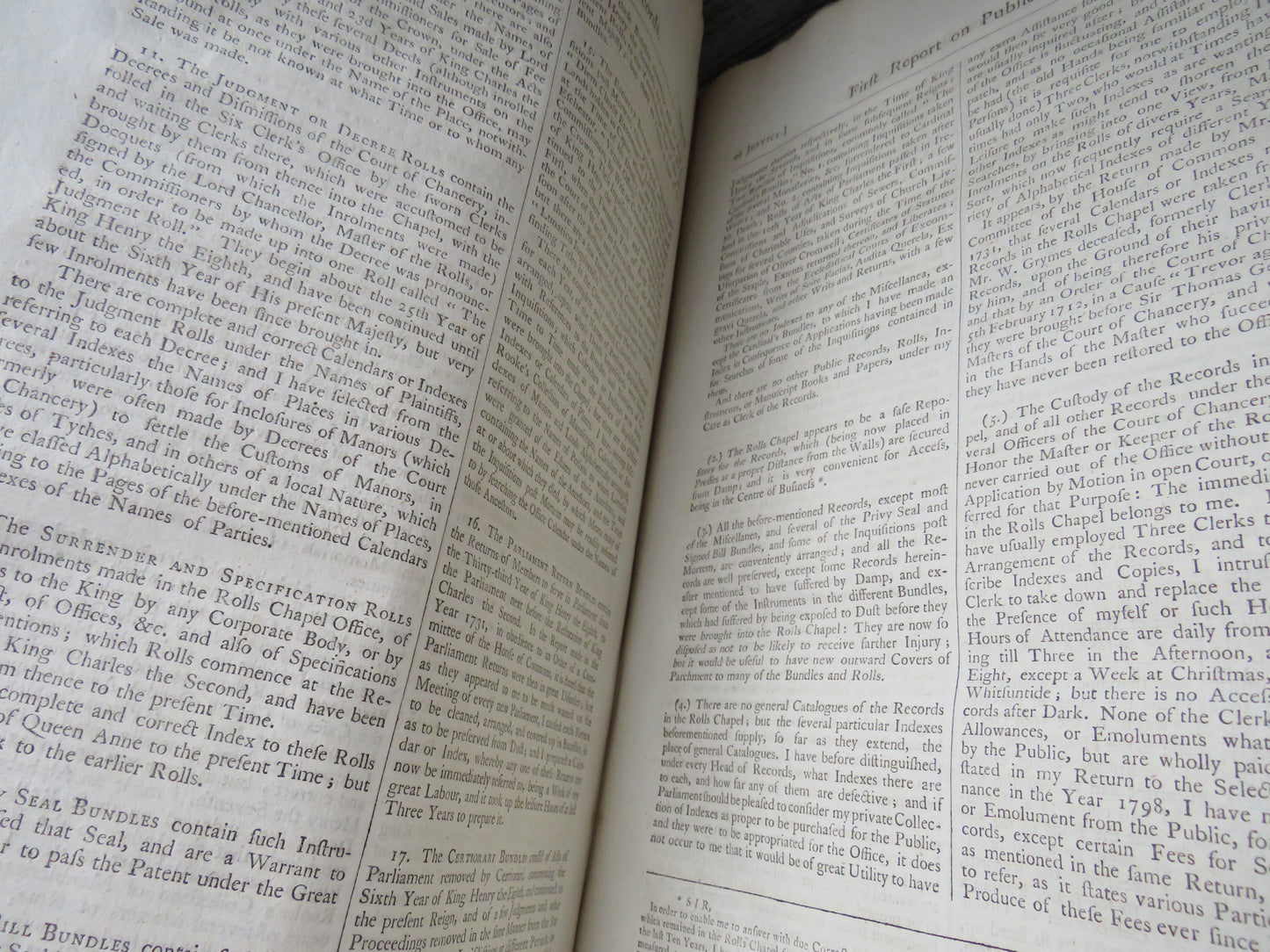 Reports From The Select Committee Appointed To Inquire Into The State of Public Records of the Kingdom Ordered By The House of Commons to be Printed 4th July 1800 For Office Use of The Sheriff's Court of Stirlingshire