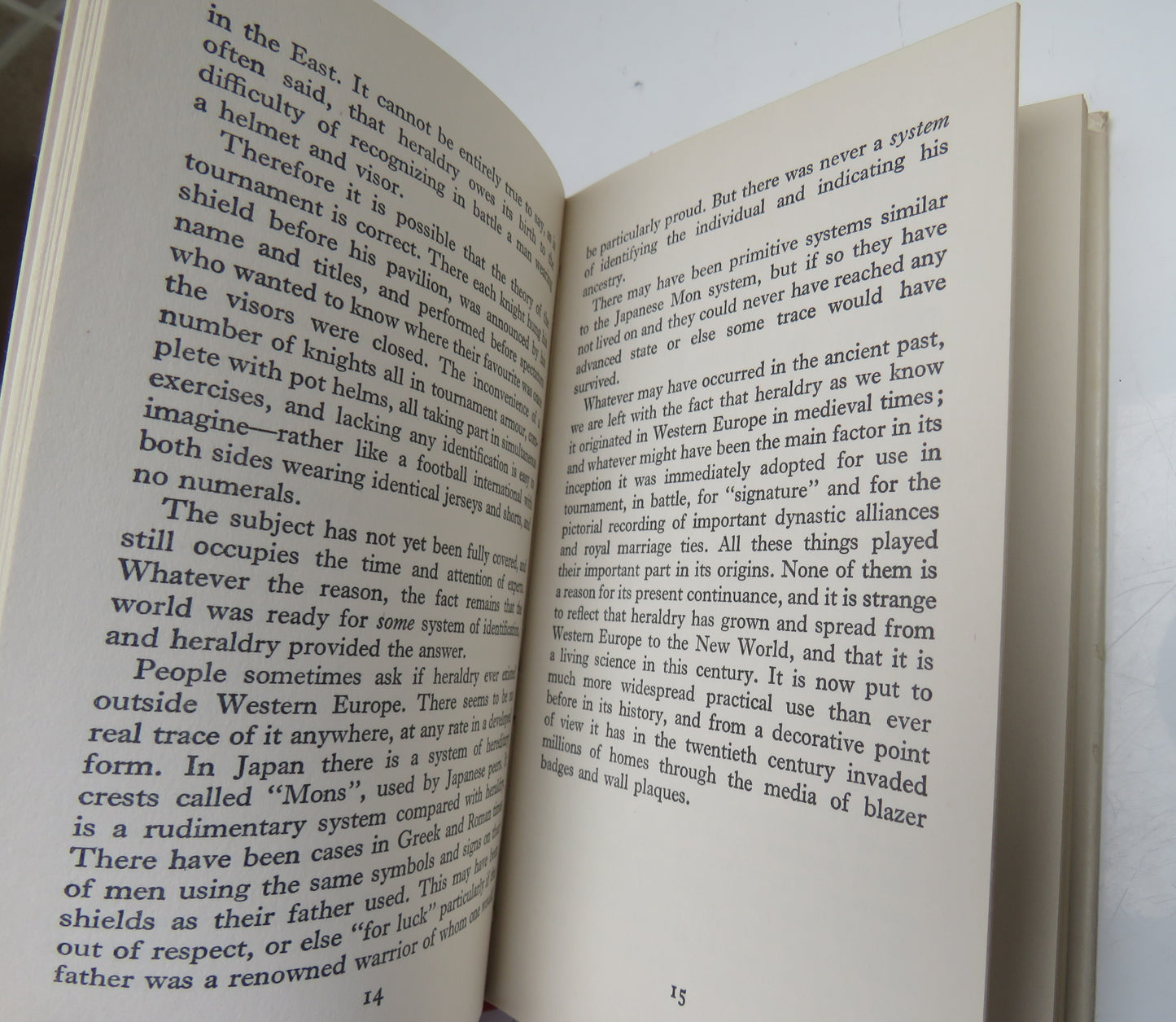 The Observer's Book of Heraldry by Charles MacKinnon of Dunakin, 1968