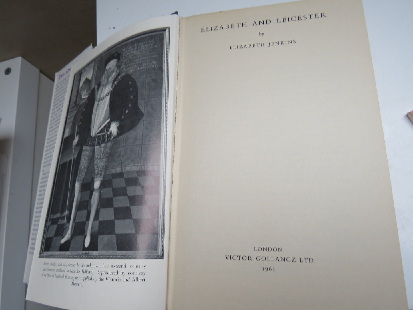 Elizabeth and Leicester by Elizabeth Jenkins, 1961