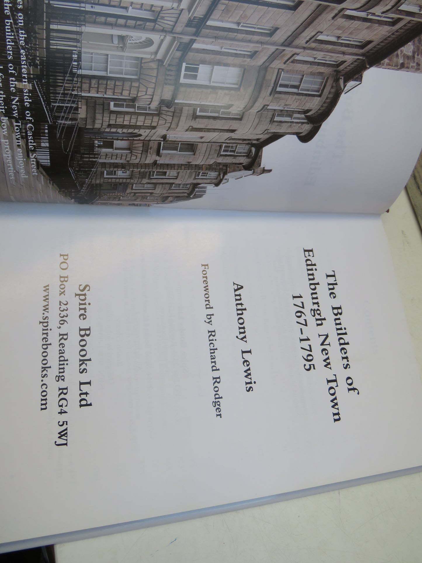 The Builders Of Edinburgh New Town 1767-1795 By Anthony Lewis 2014