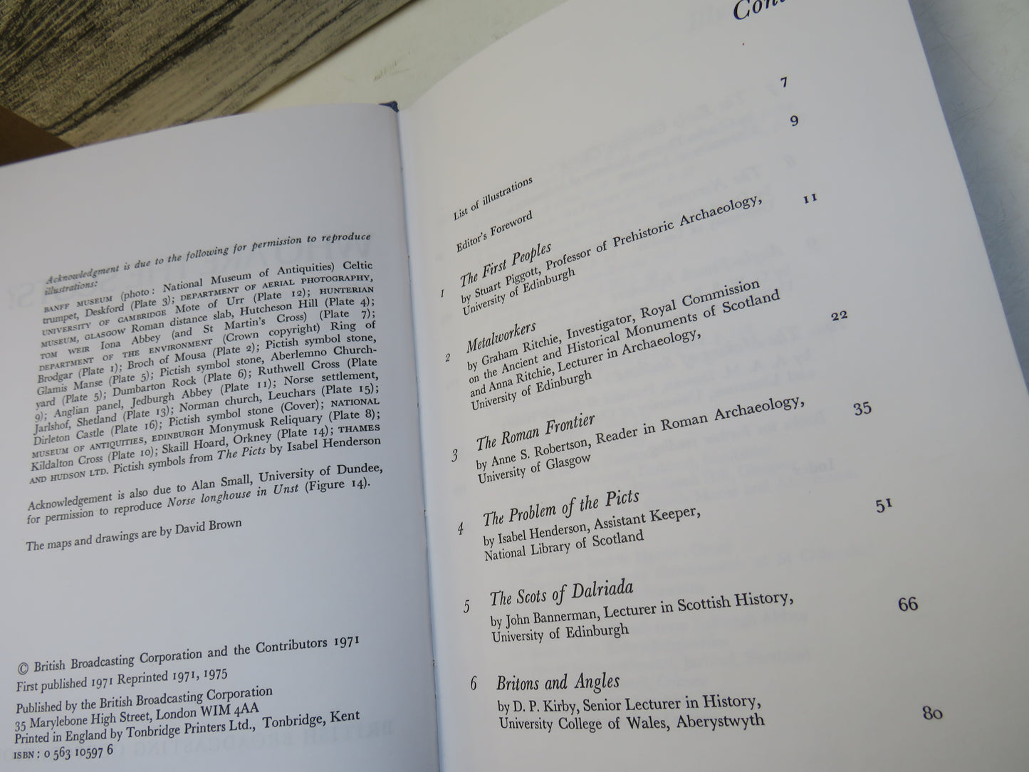 Who Are The Scots? Edited By Gordon Menzies 1975