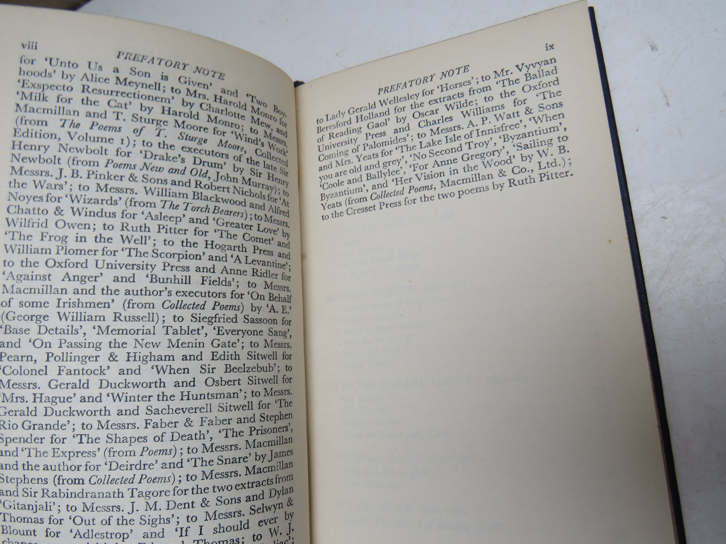 Modern Verse 1900-1940 Chosen By Phyllis M. Jones 1942 Antique Book