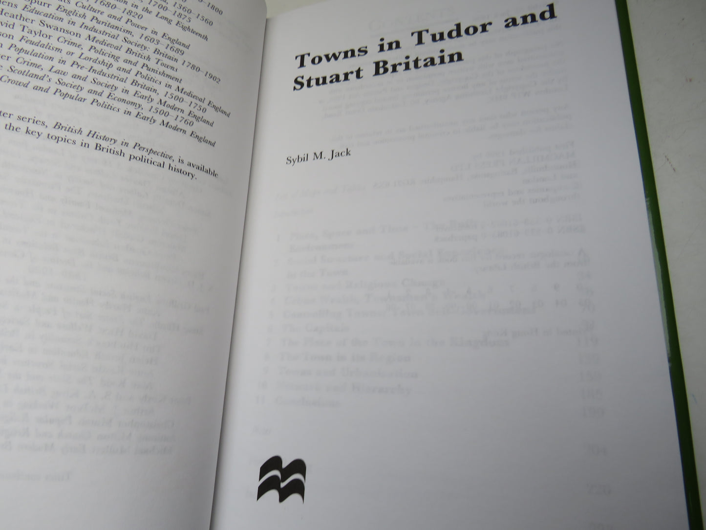 Towns In Tudor and Stuart Britain By Sybil M. Jack 1996
